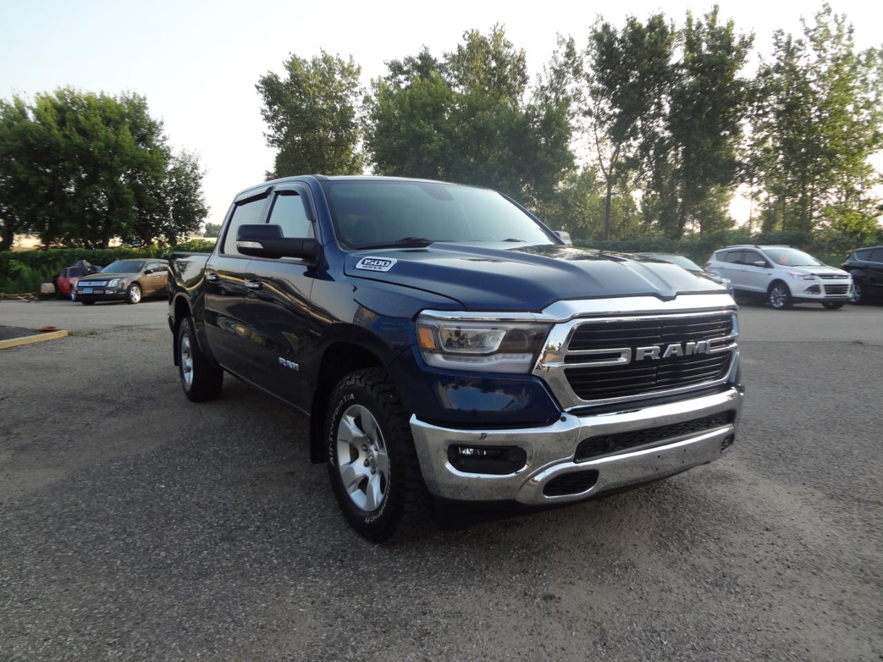 RAM 1500 Big Horn Crew Cab SWB 4WD 2020