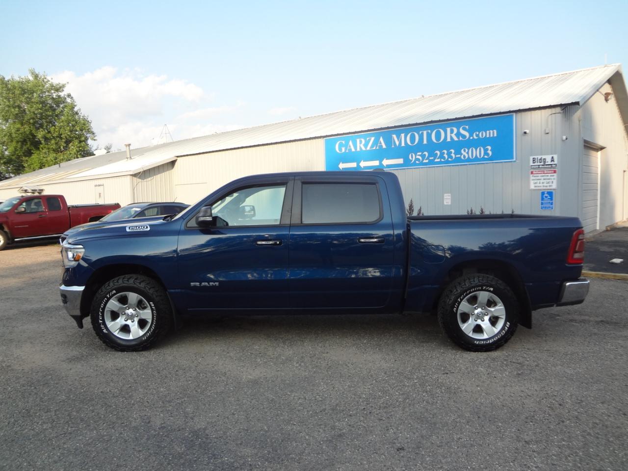RAM 1500 Big Horn Crew Cab SWB 4WD 2020