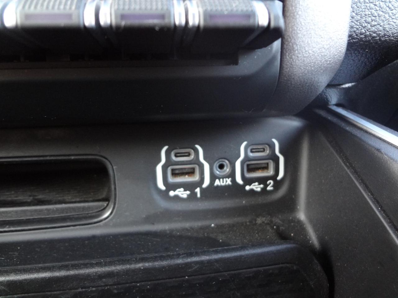RAM 1500 Big Horn Crew Cab SWB 4WD 2020