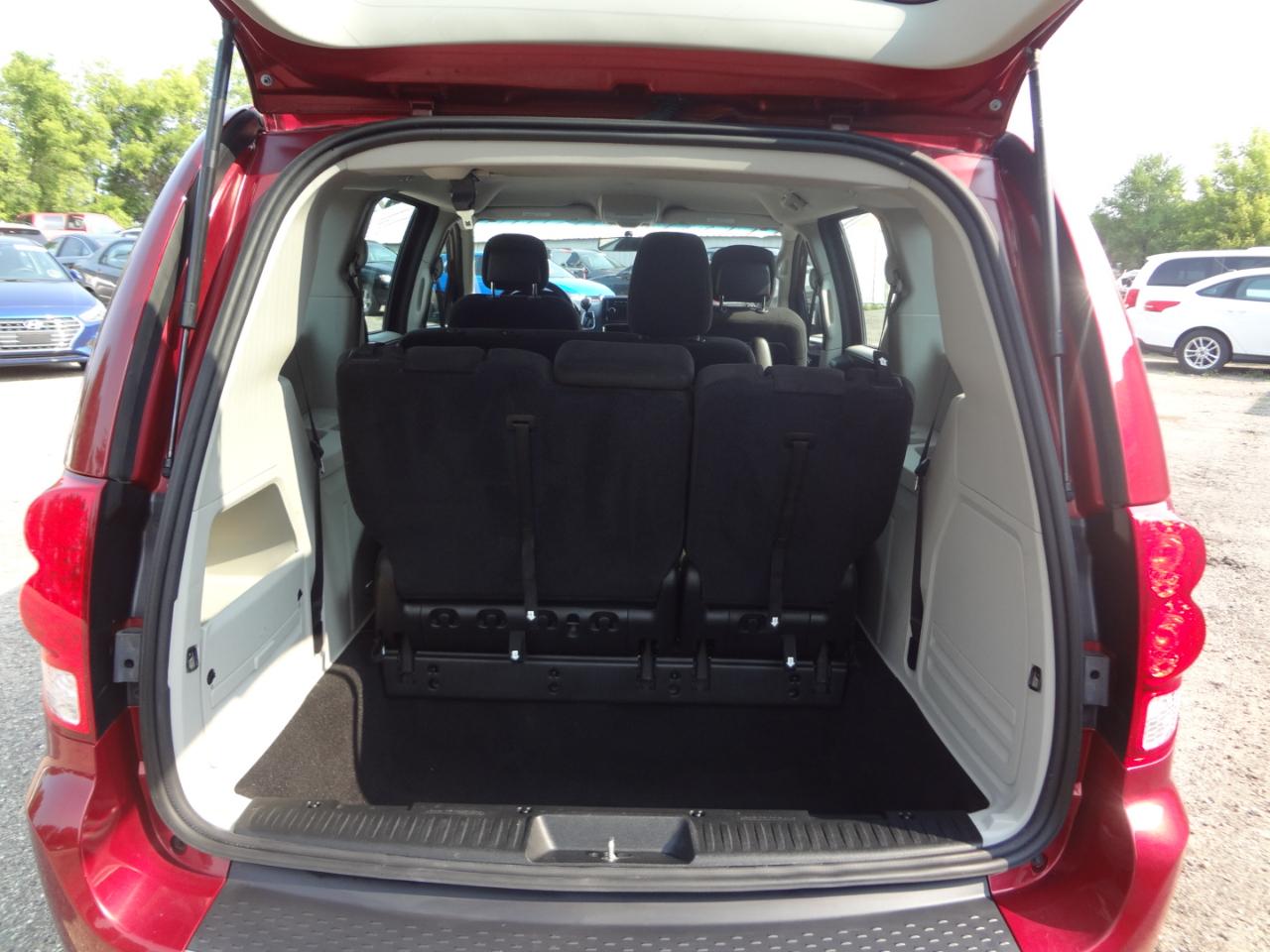 Dodge Grand Caravan SE 2016