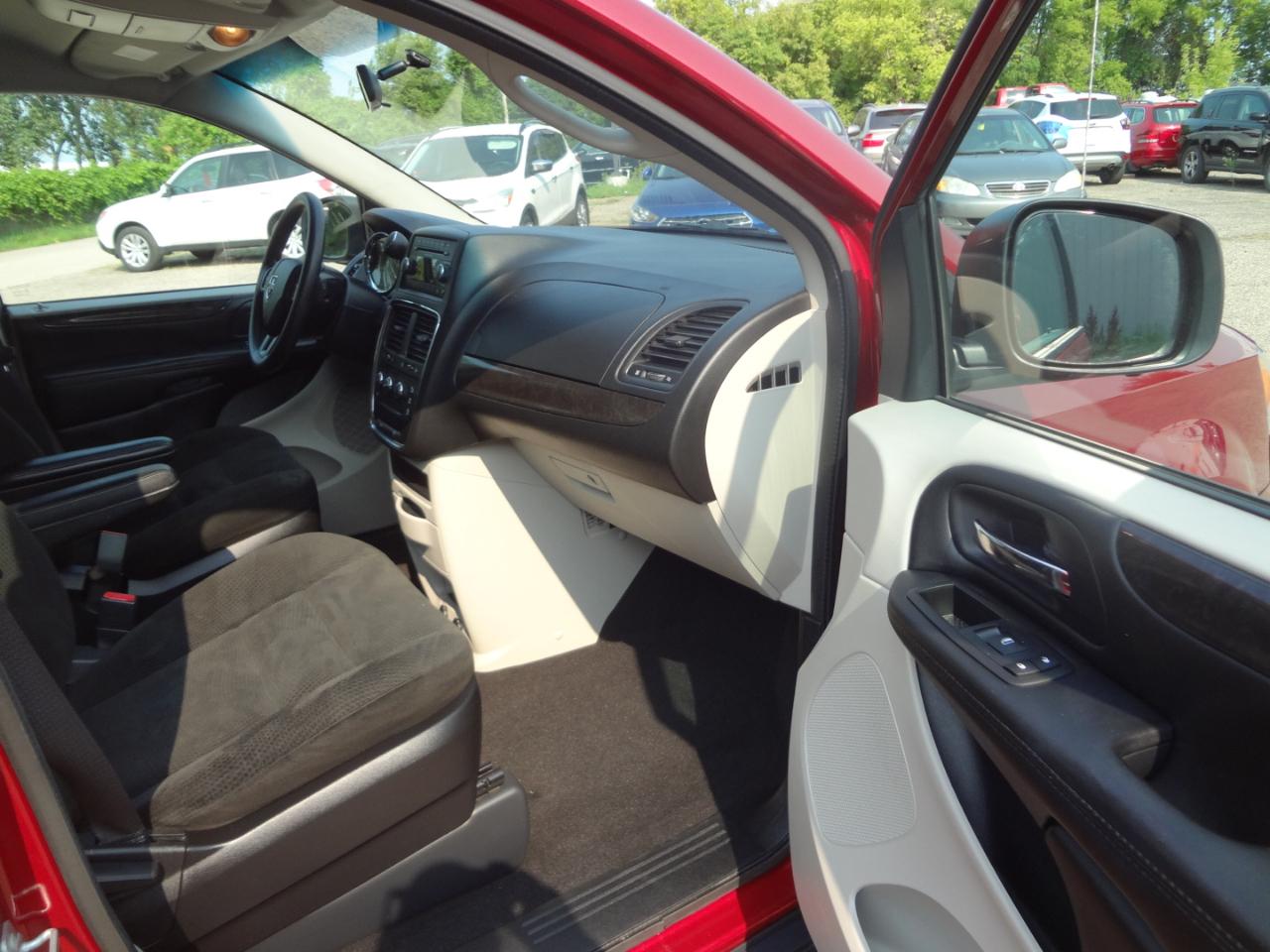 Dodge Grand Caravan SE 2016