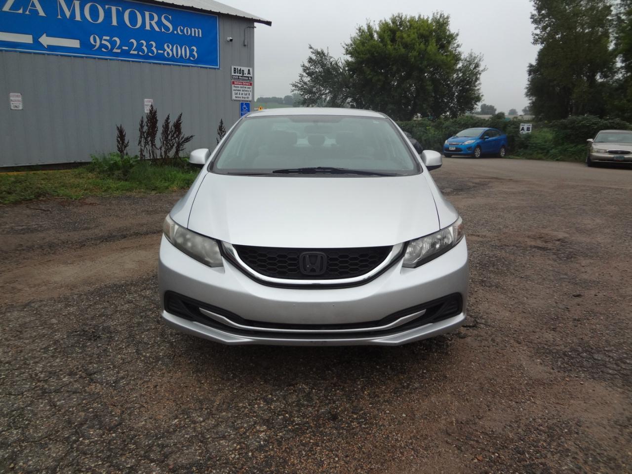 Honda Civic LX Sedan 5-Speed AT 2013