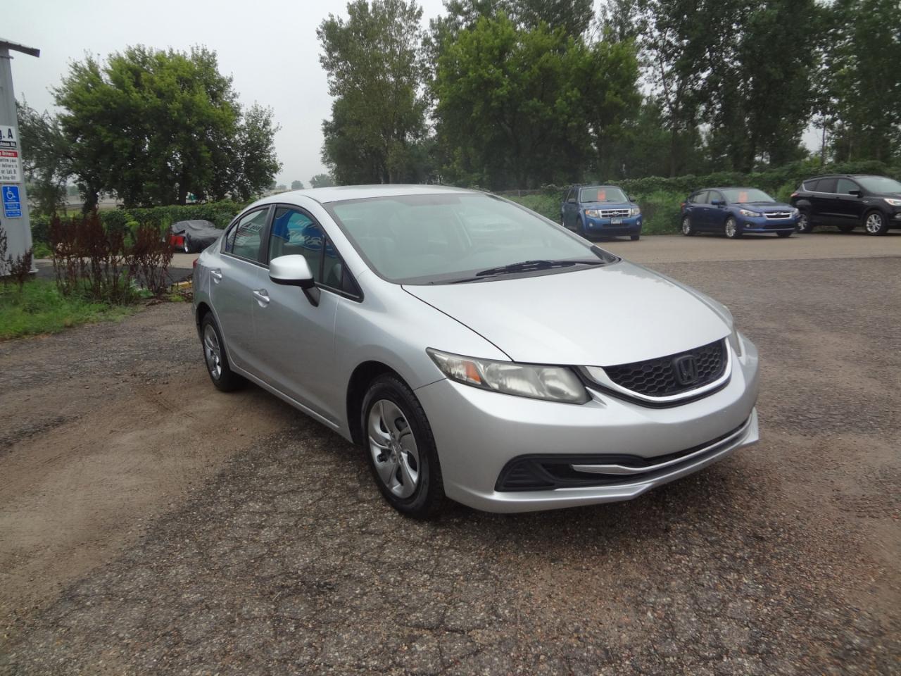 Honda Civic LX Sedan 5-Speed AT 2013