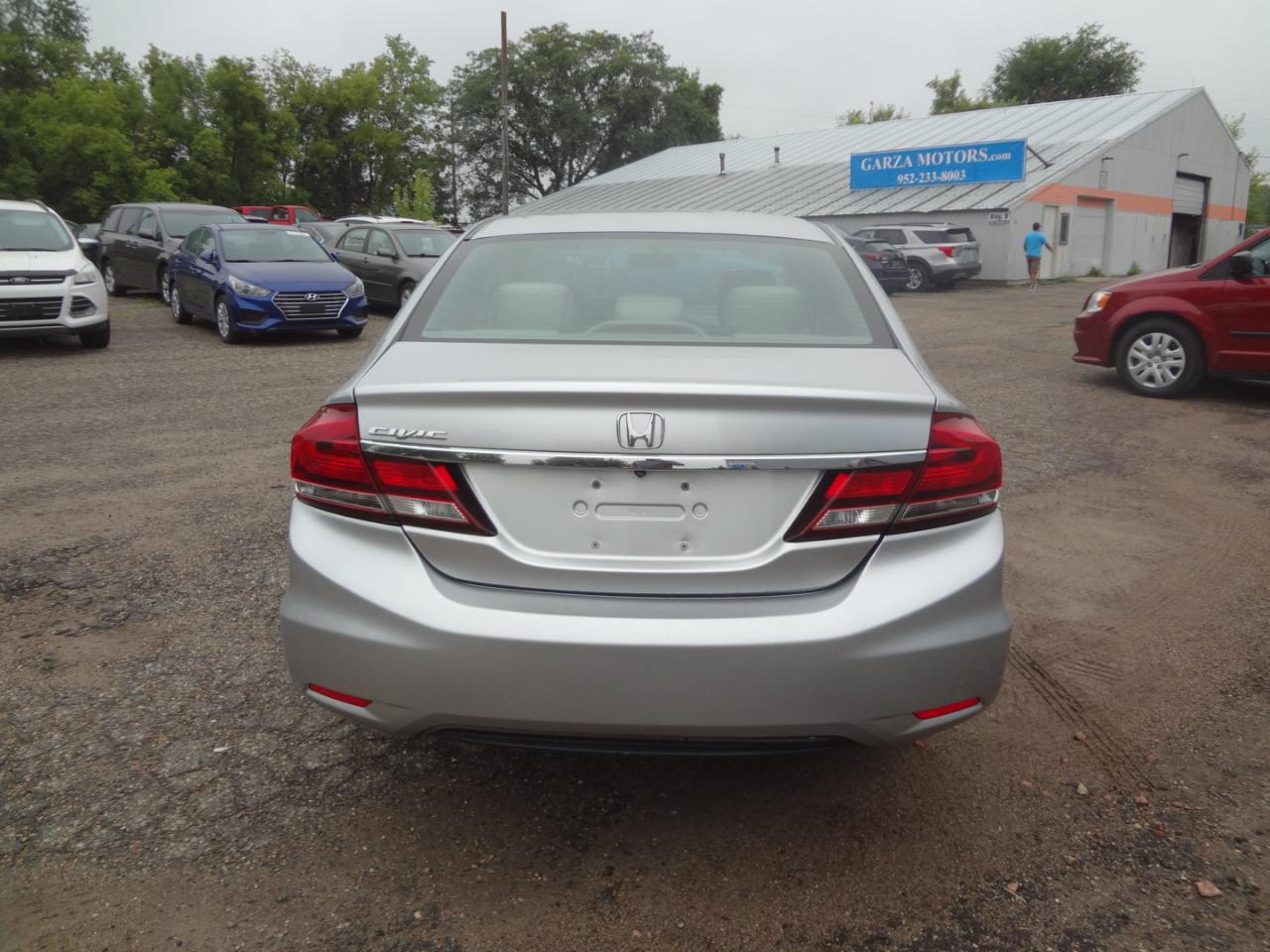 Honda Civic LX Sedan 5-Speed AT 2013