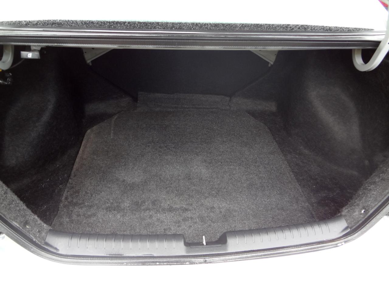Honda Civic LX Sedan 5-Speed AT 2013