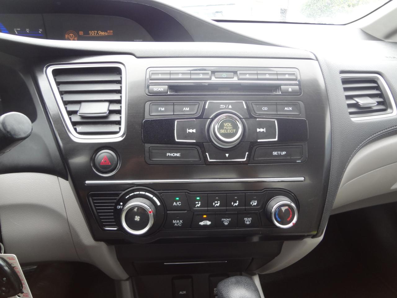 Honda Civic LX Sedan 5-Speed AT 2013