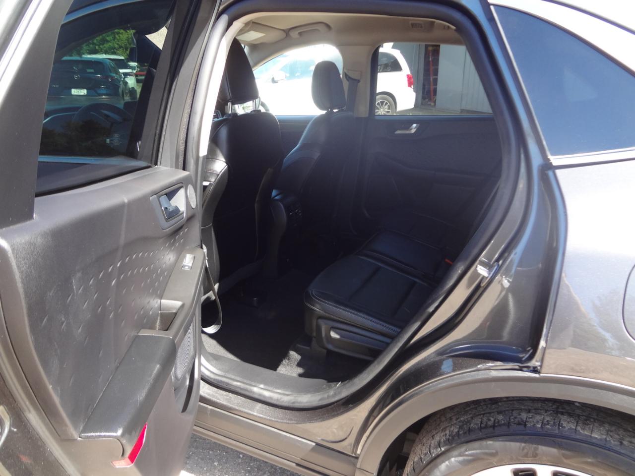 Ford Escape Titanium 4WD 2020