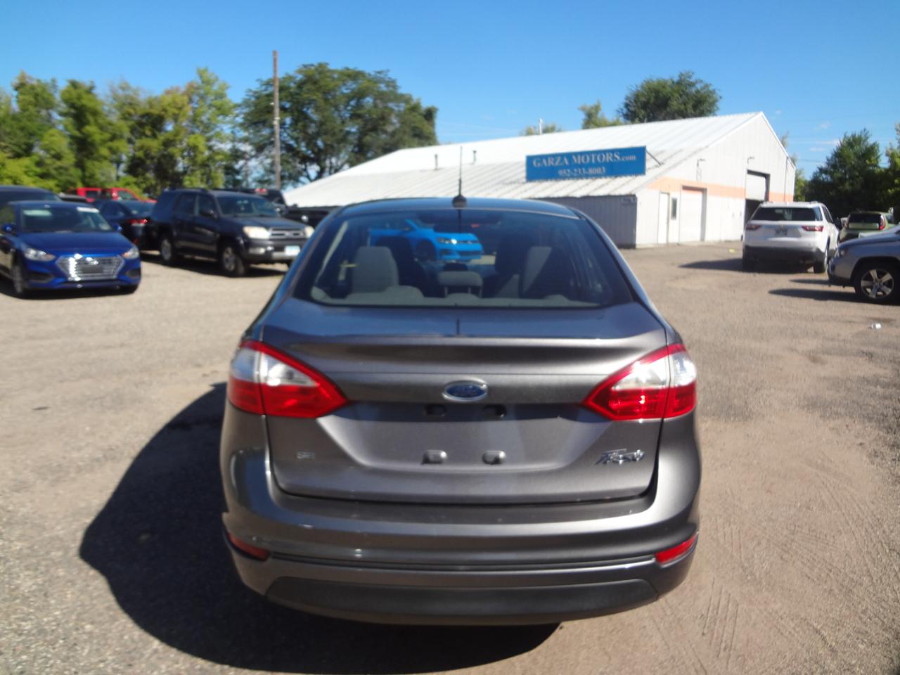 Ford Fiesta SE Sedan 2014