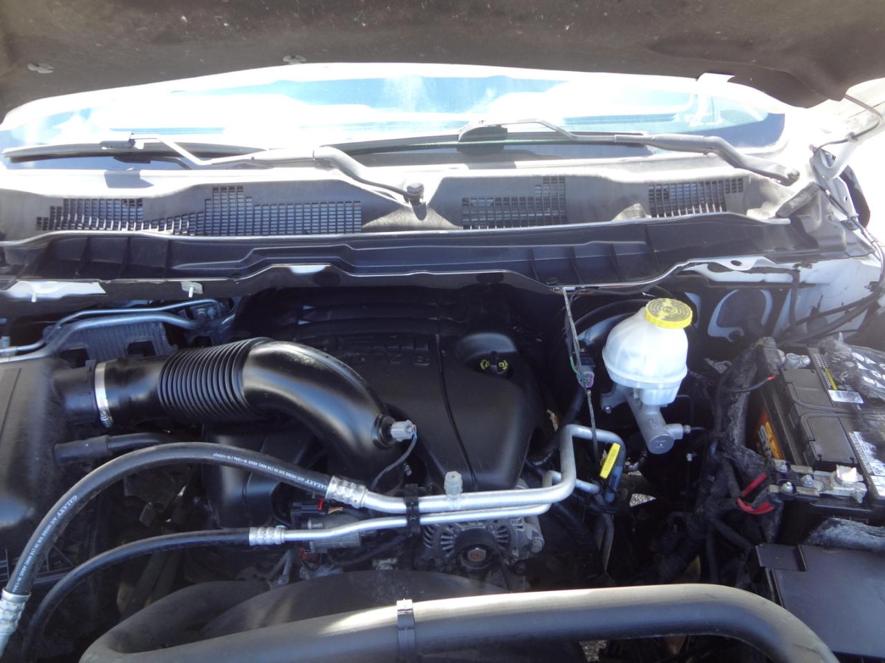 RAM 1500 Classic Tradesman Crew Cab SWB 4WD 2019