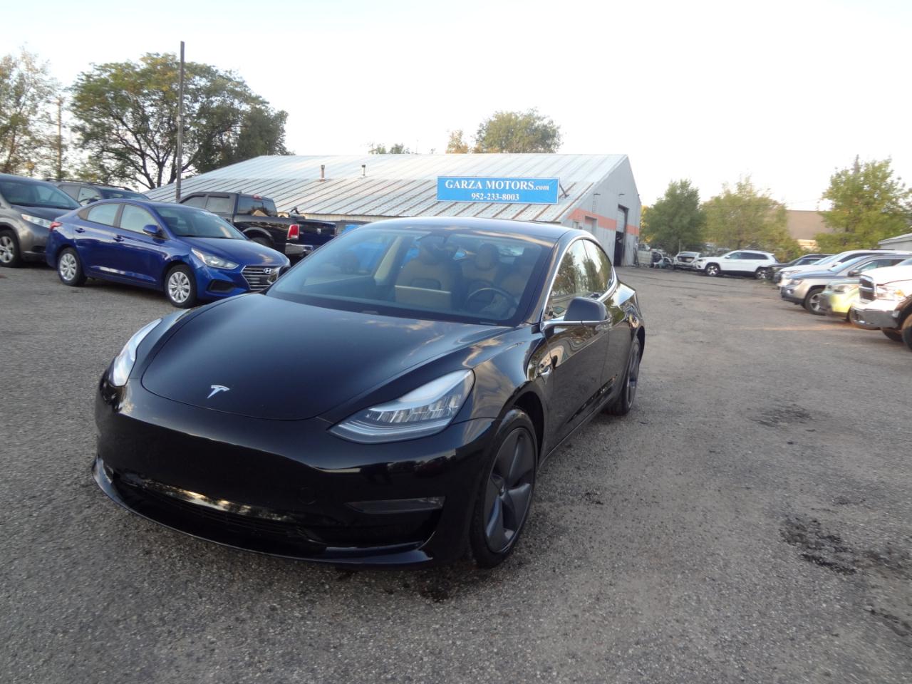 Tesla Model 3 Mid Range 2019