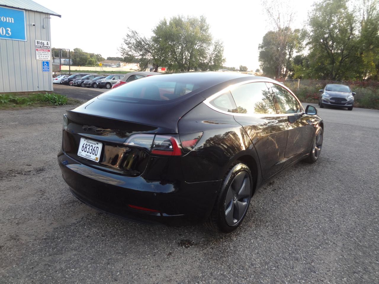 Tesla Model 3 Mid Range 2019