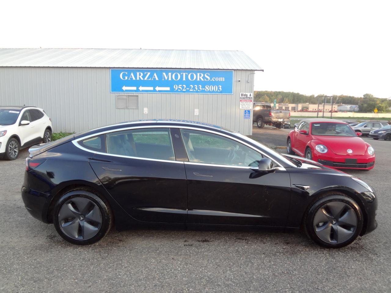 Tesla Model 3 Mid Range 2019