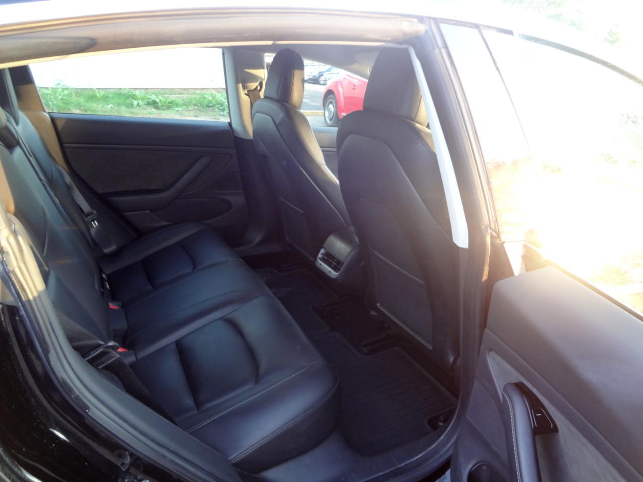 Tesla Model 3 Mid Range 2019