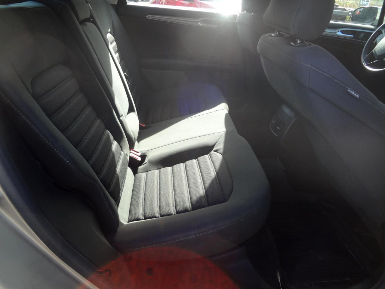 Ford Fusion SE 2017