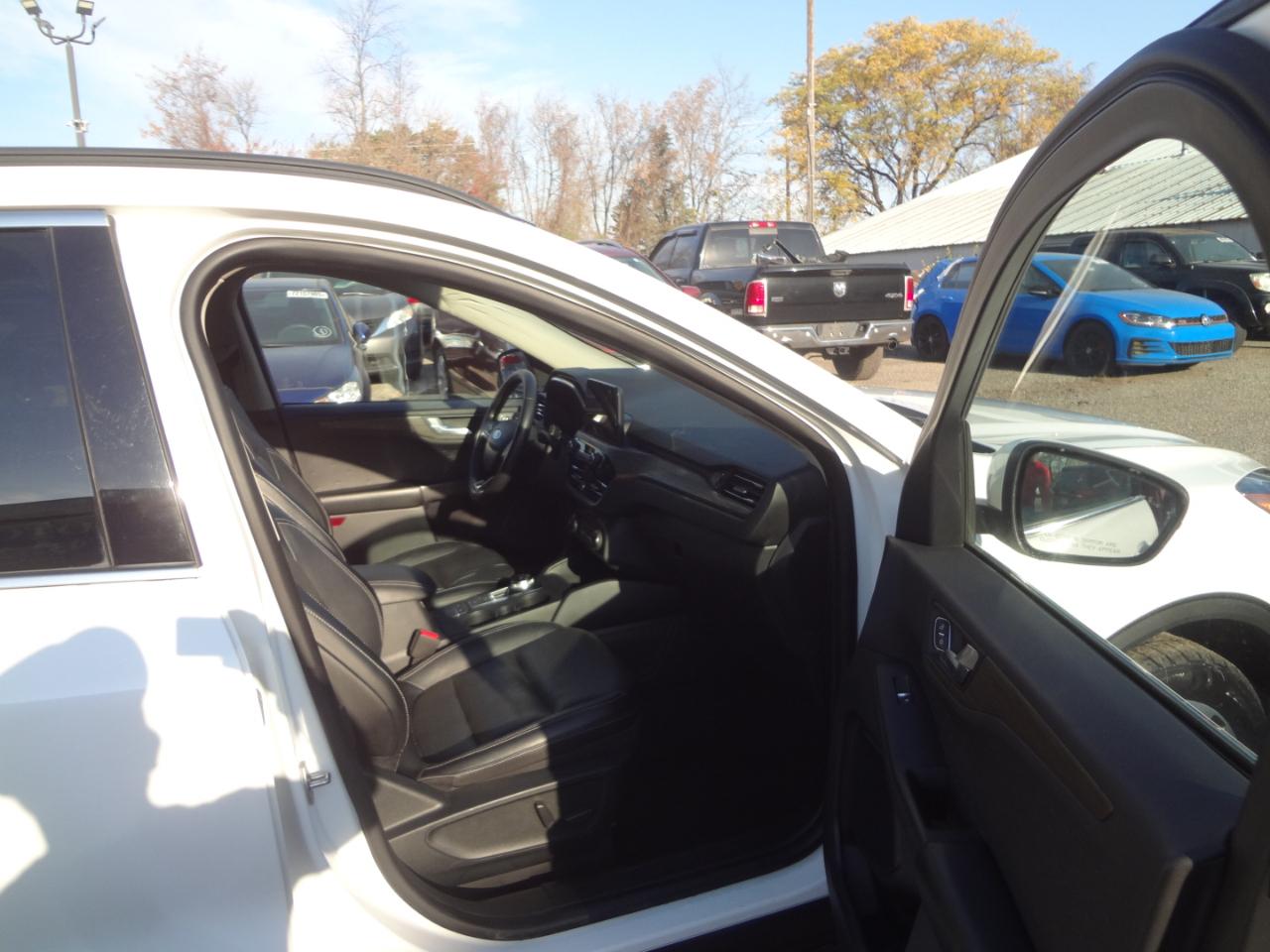 Ford Escape Titanium 4WD 2020