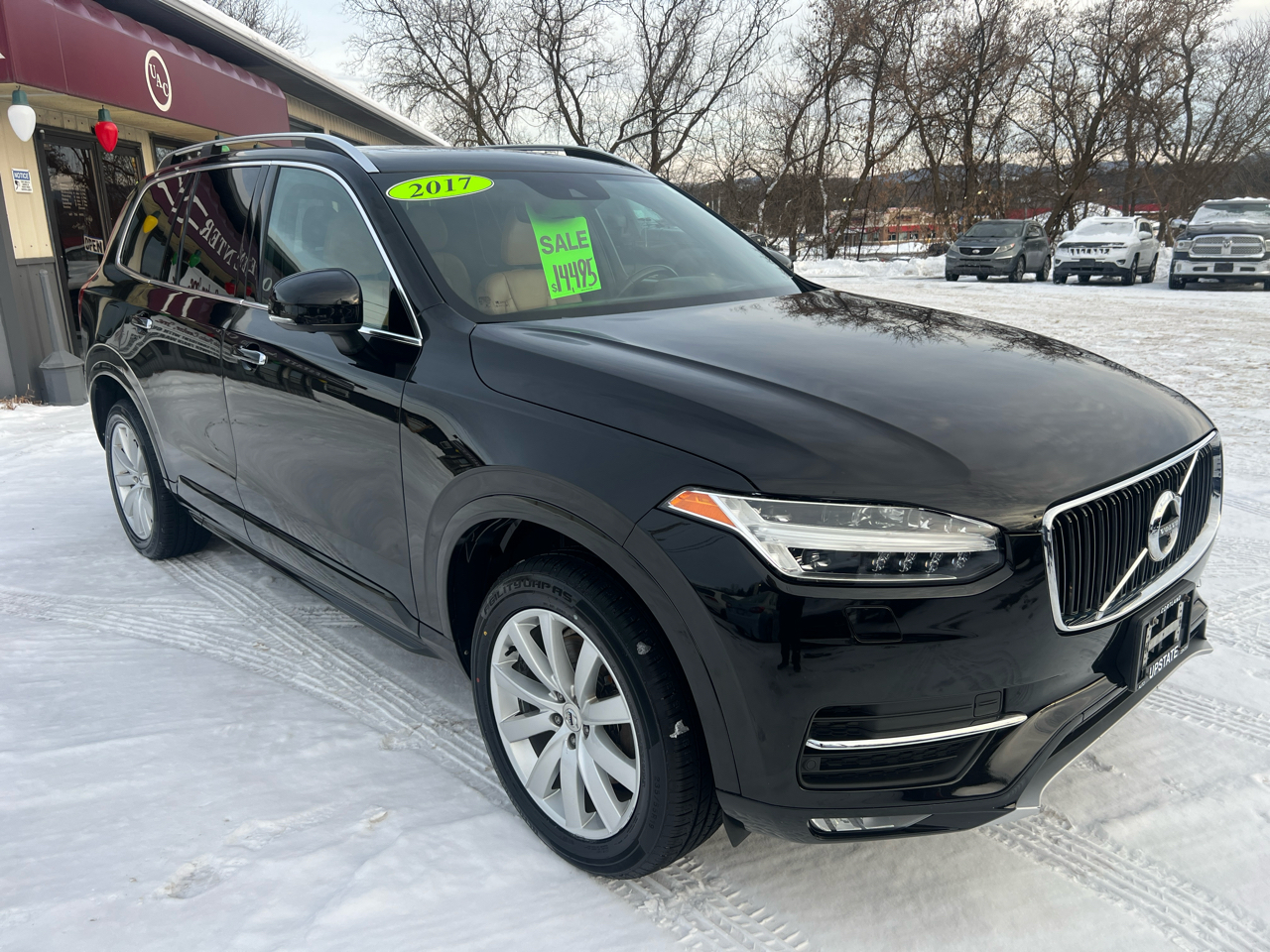 Volvo XC90 T6 AWD 7-Passenger Momentum 2017