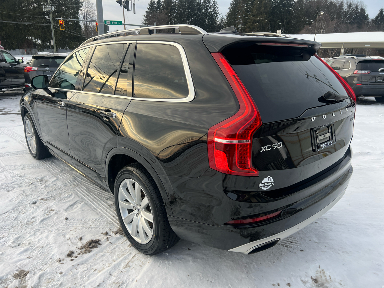 Volvo XC90 T6 AWD 7-Passenger Momentum 2017
