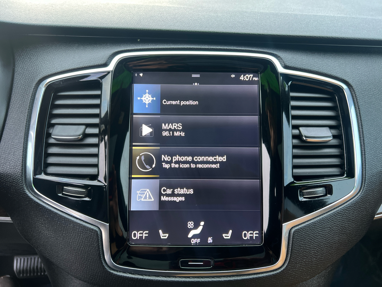 Volvo XC90 T6 AWD 7-Passenger Momentum 2017