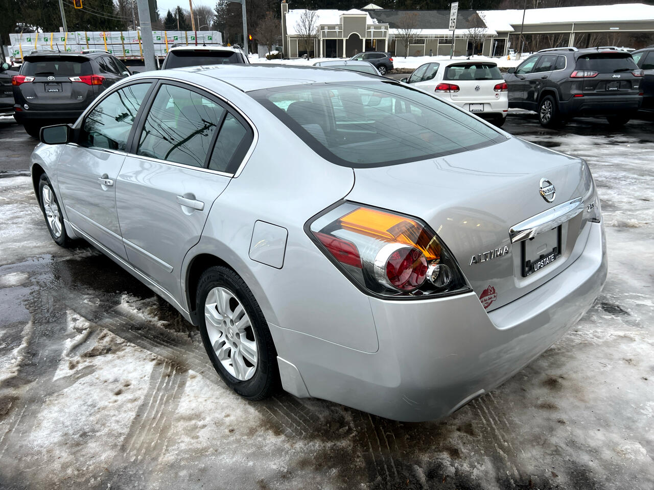 Nissan Altima 4dr Sdn I4 CVT 2.5 S 2011