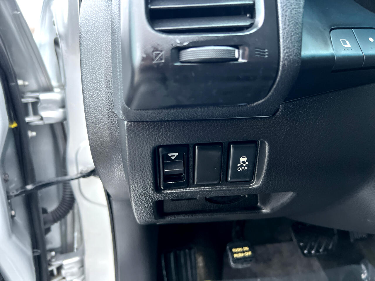 Nissan Altima 4dr Sdn I4 CVT 2.5 S 2011