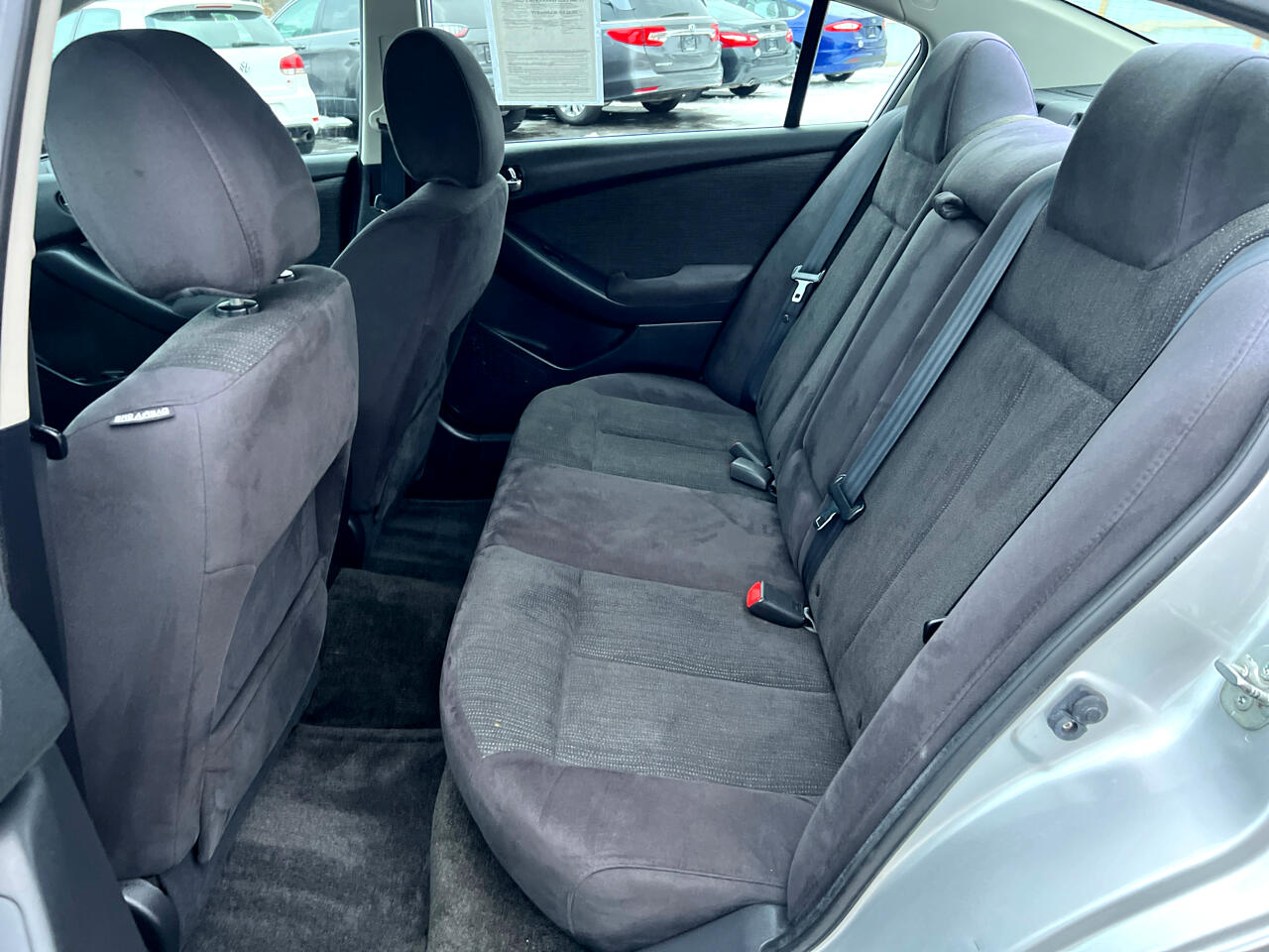 Nissan Altima 4dr Sdn I4 CVT 2.5 S 2011