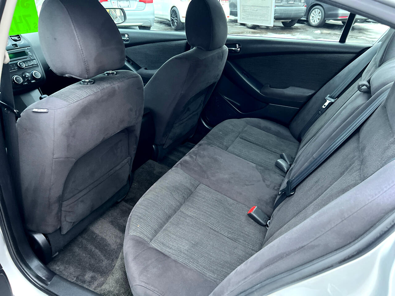 Nissan Altima 4dr Sdn I4 CVT 2.5 S 2011