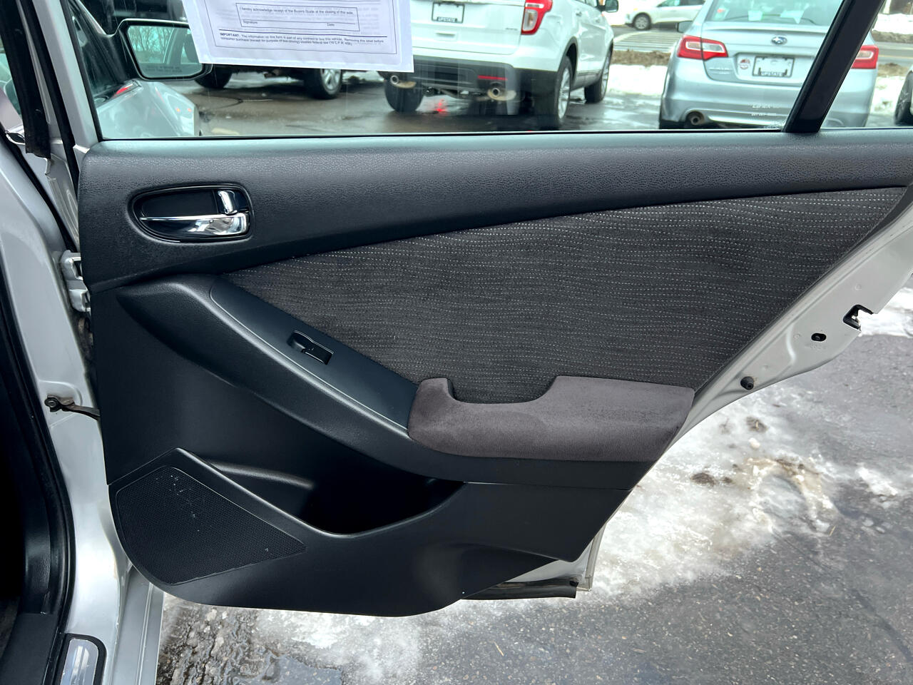 Nissan Altima 4dr Sdn I4 CVT 2.5 S 2011