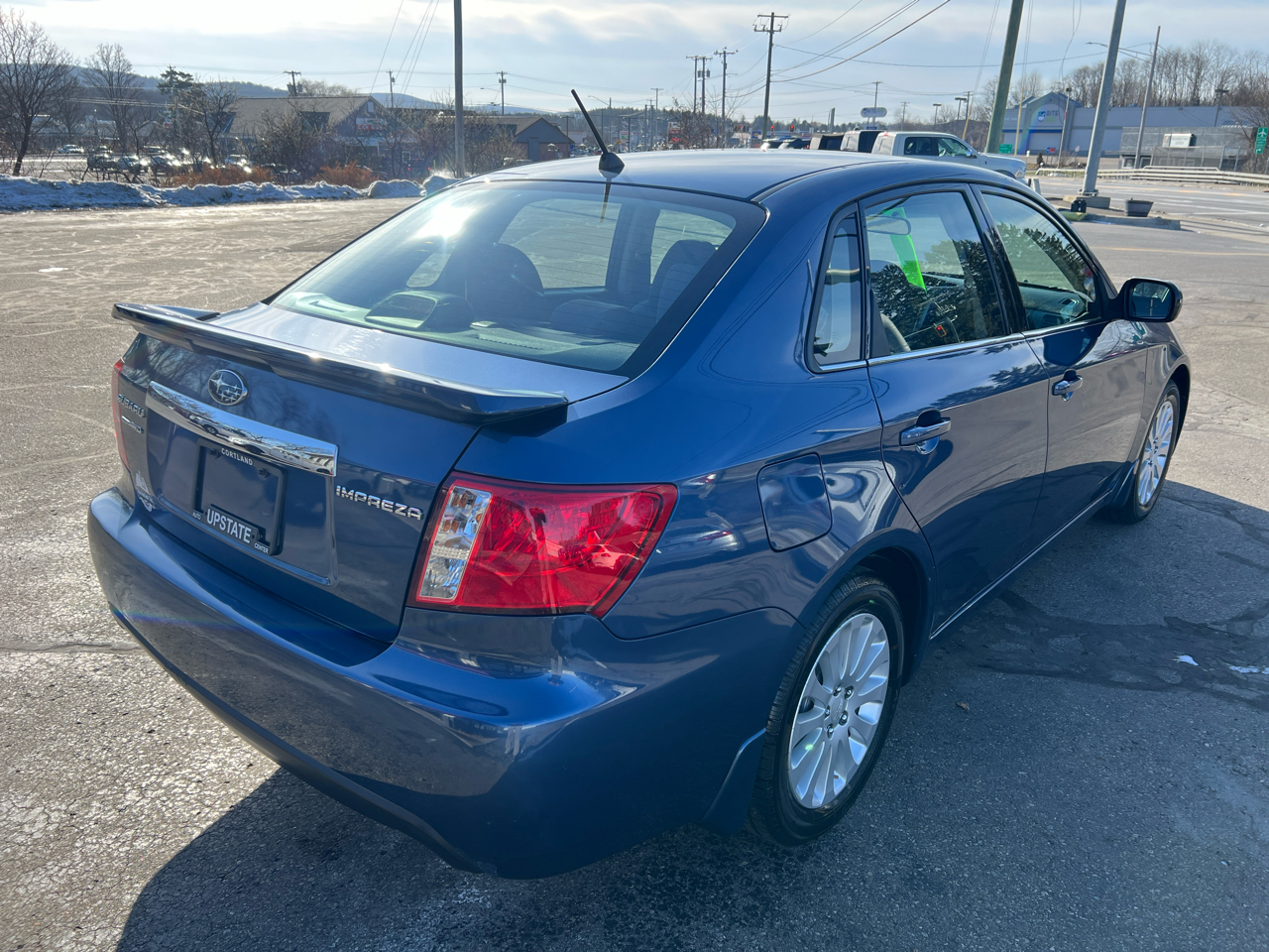 Subaru Impreza Sedan 4dr Auto 2.5i Premium w/Pwr Moonroof Value Pkg 2011