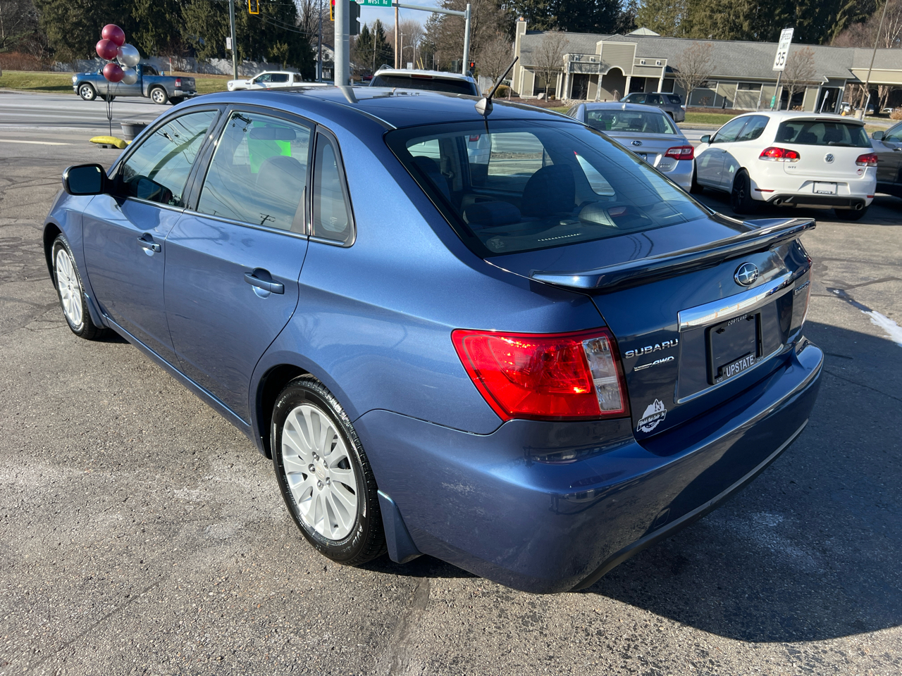 Subaru Impreza Sedan 4dr Auto 2.5i Premium w/Pwr Moonroof Value Pkg 2011