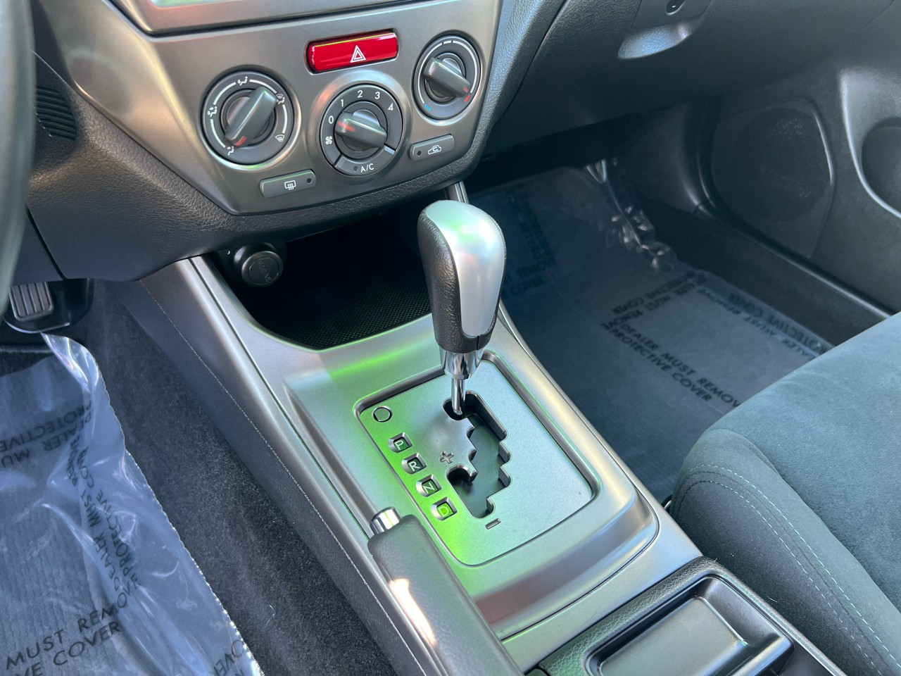 Subaru Impreza Sedan 4dr Auto 2.5i Premium w/Pwr Moonroof Value Pkg 2011