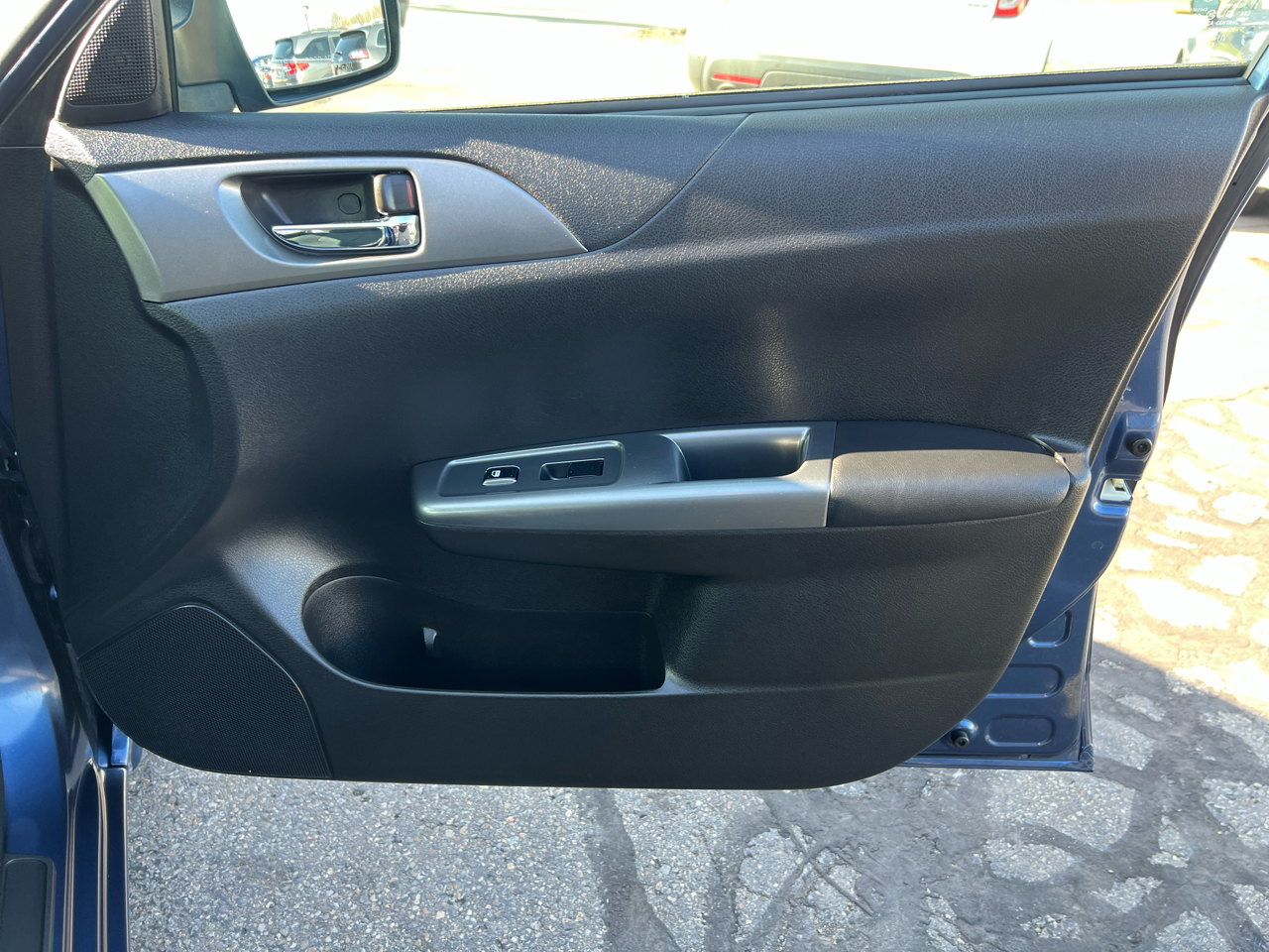 Subaru Impreza Sedan 4dr Auto 2.5i Premium w/Pwr Moonroof Value Pkg 2011