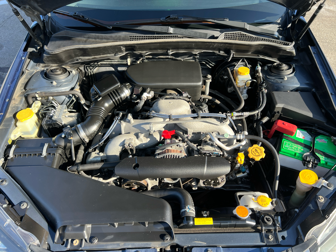 Subaru Impreza Sedan 4dr Auto 2.5i Premium w/Pwr Moonroof Value Pkg 2011