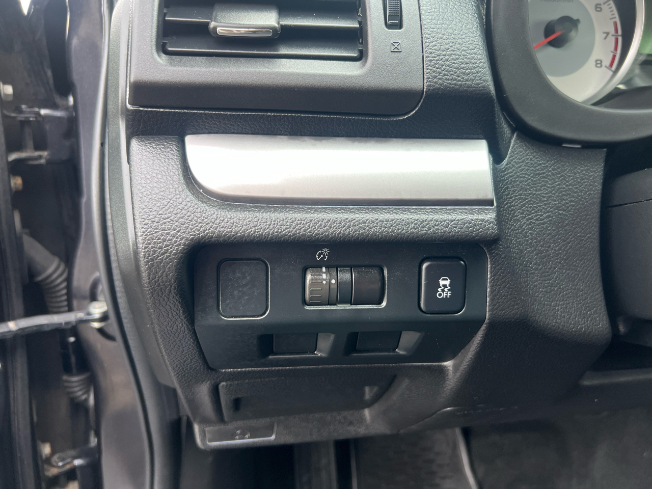 Subaru Impreza Wagon 5dr Man 2.0i Premium 2014