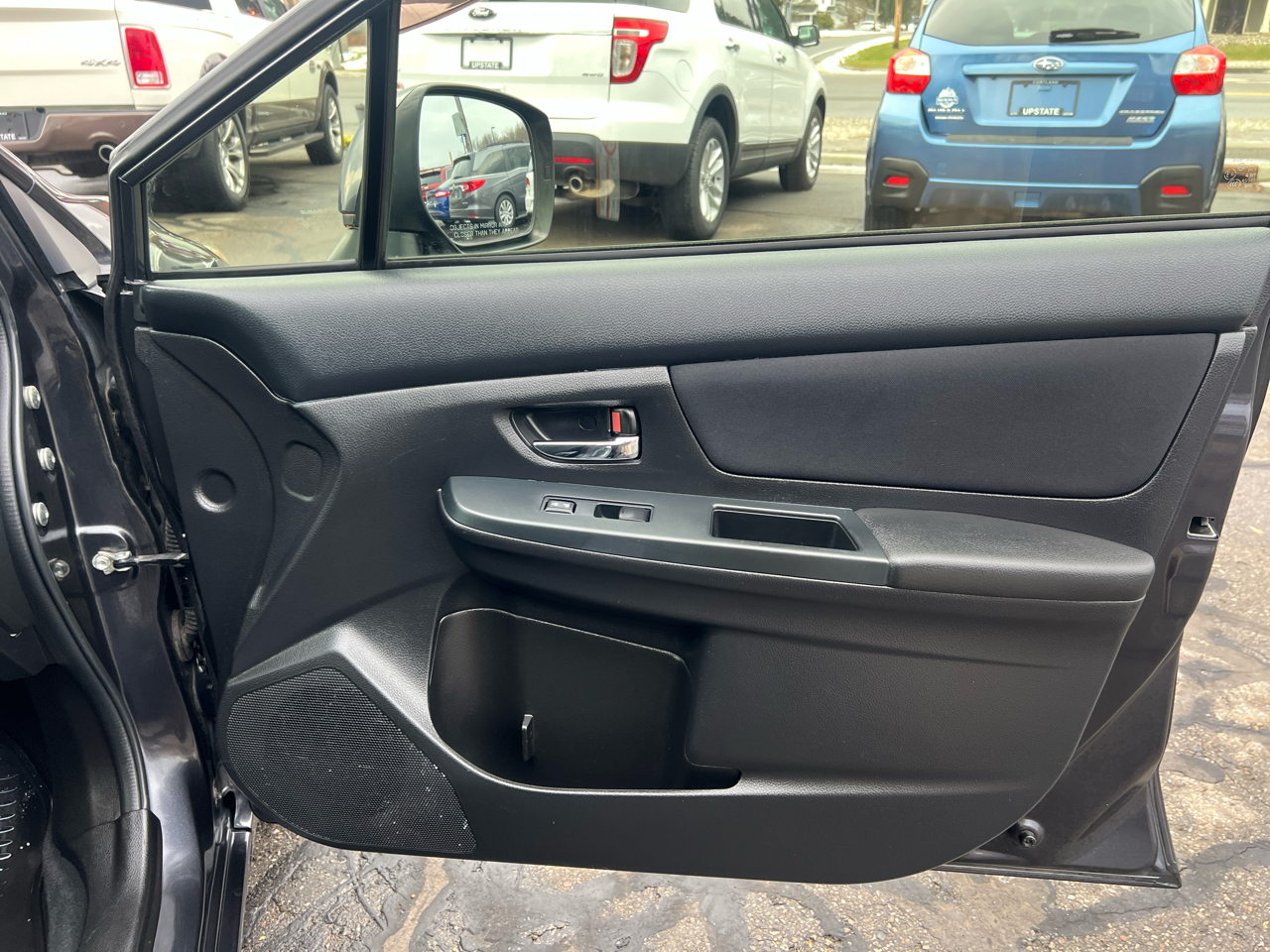 Subaru Impreza Wagon 5dr Man 2.0i Premium 2014