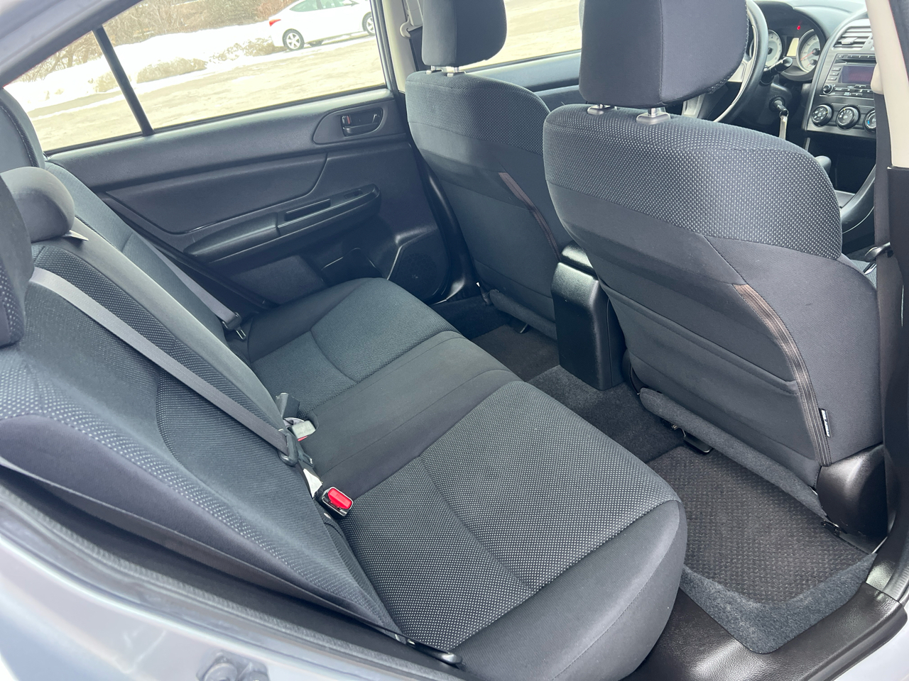 Subaru Impreza Sedan 4dr Auto 2.0i 2012