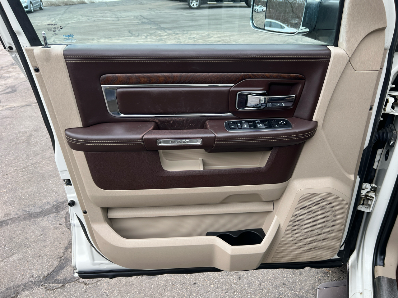 RAM 1500 4WD Crew Cab 140.5" Longhorn 2017