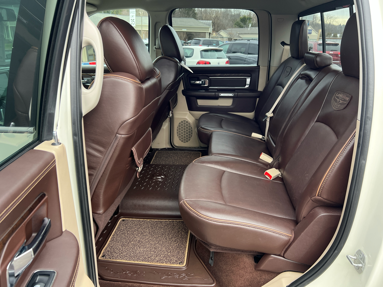 RAM 1500 4WD Crew Cab 140.5" Longhorn 2017