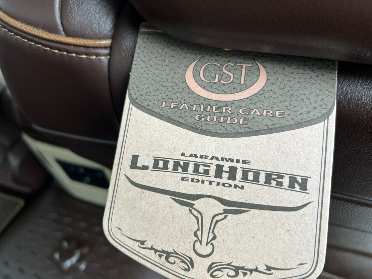 RAM 1500 4WD Crew Cab 140.5" Longhorn 2017