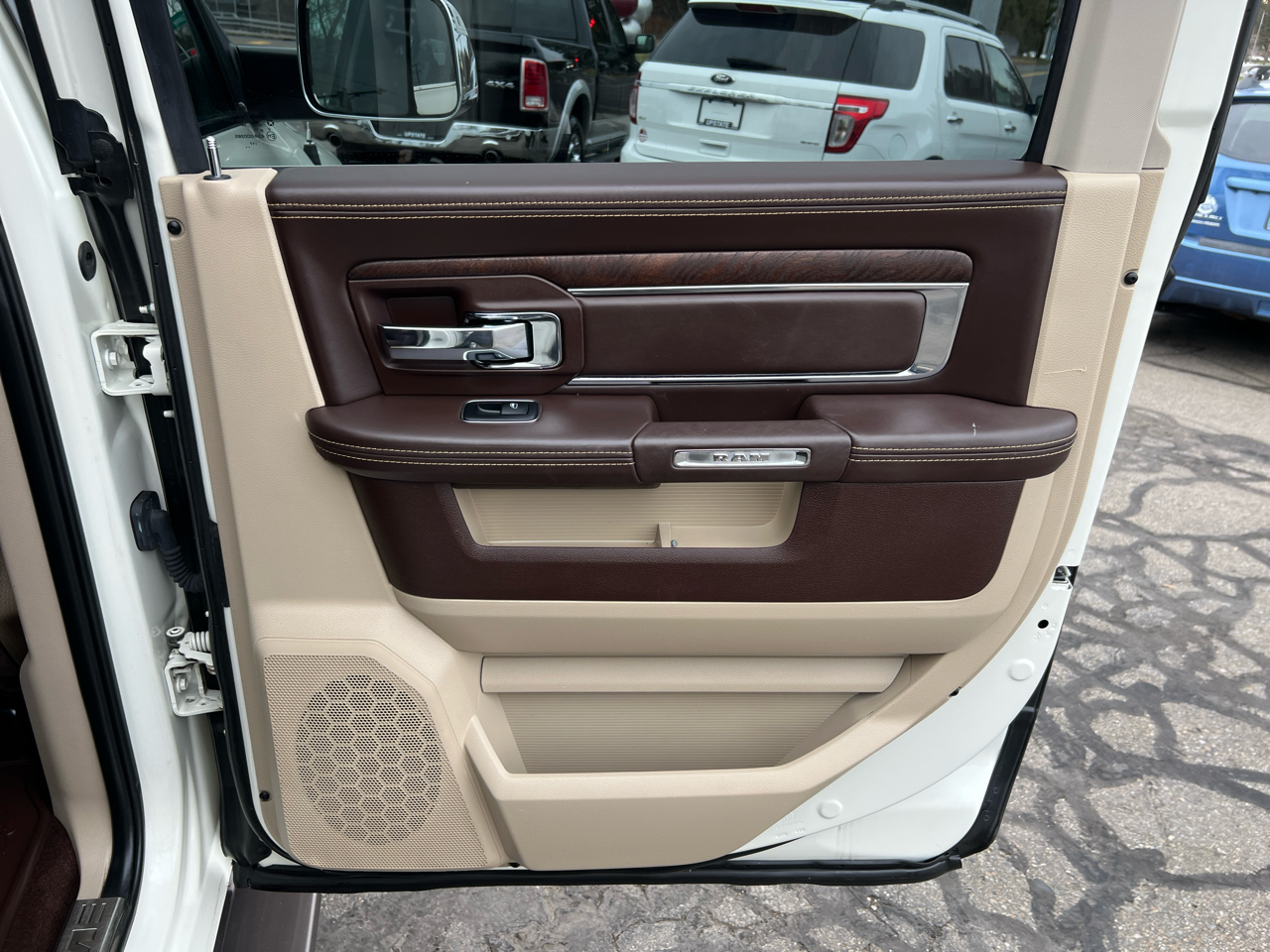 RAM 1500 4WD Crew Cab 140.5" Longhorn 2017