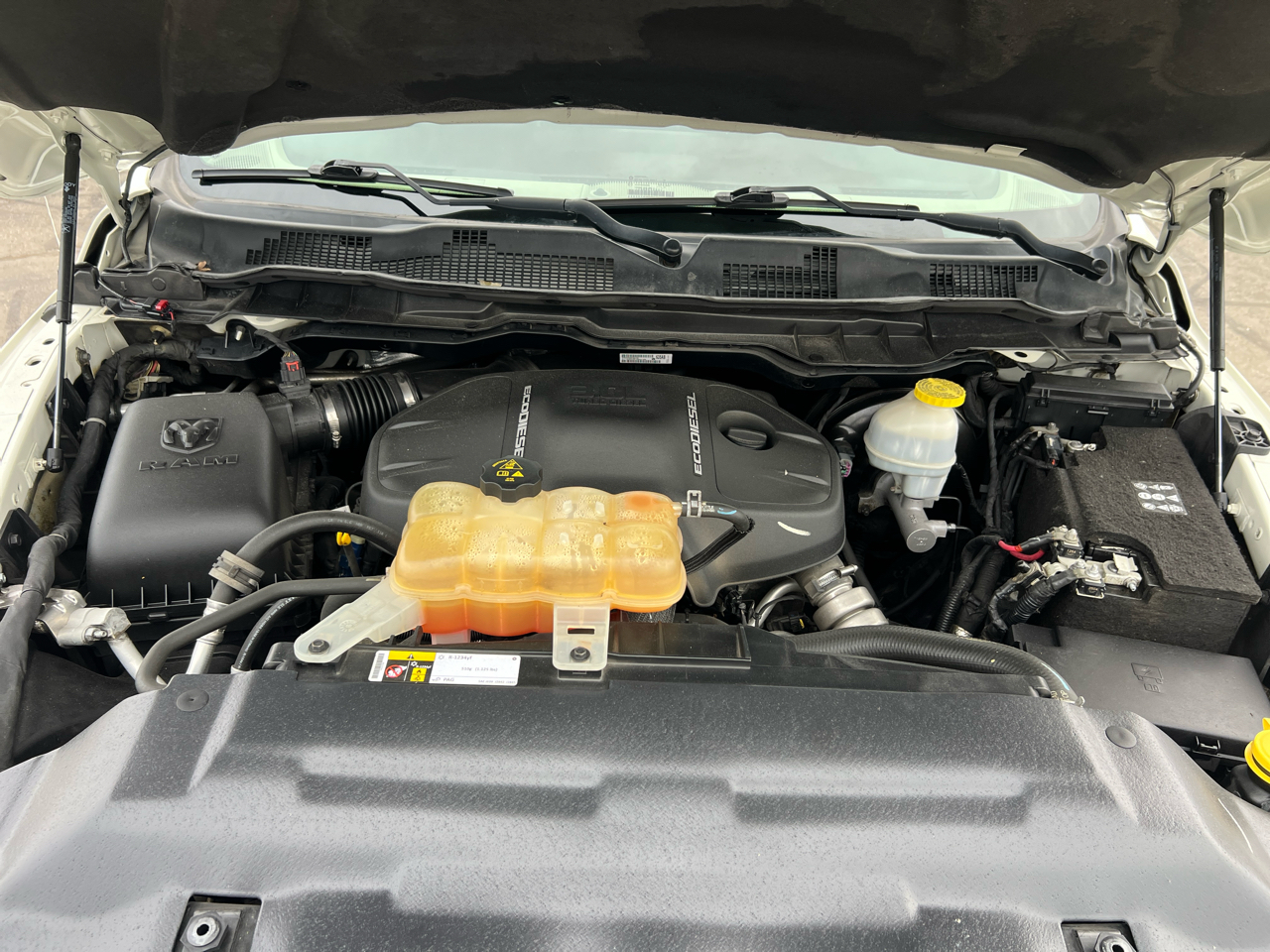 RAM 1500 4WD Crew Cab 140.5" Longhorn 2017