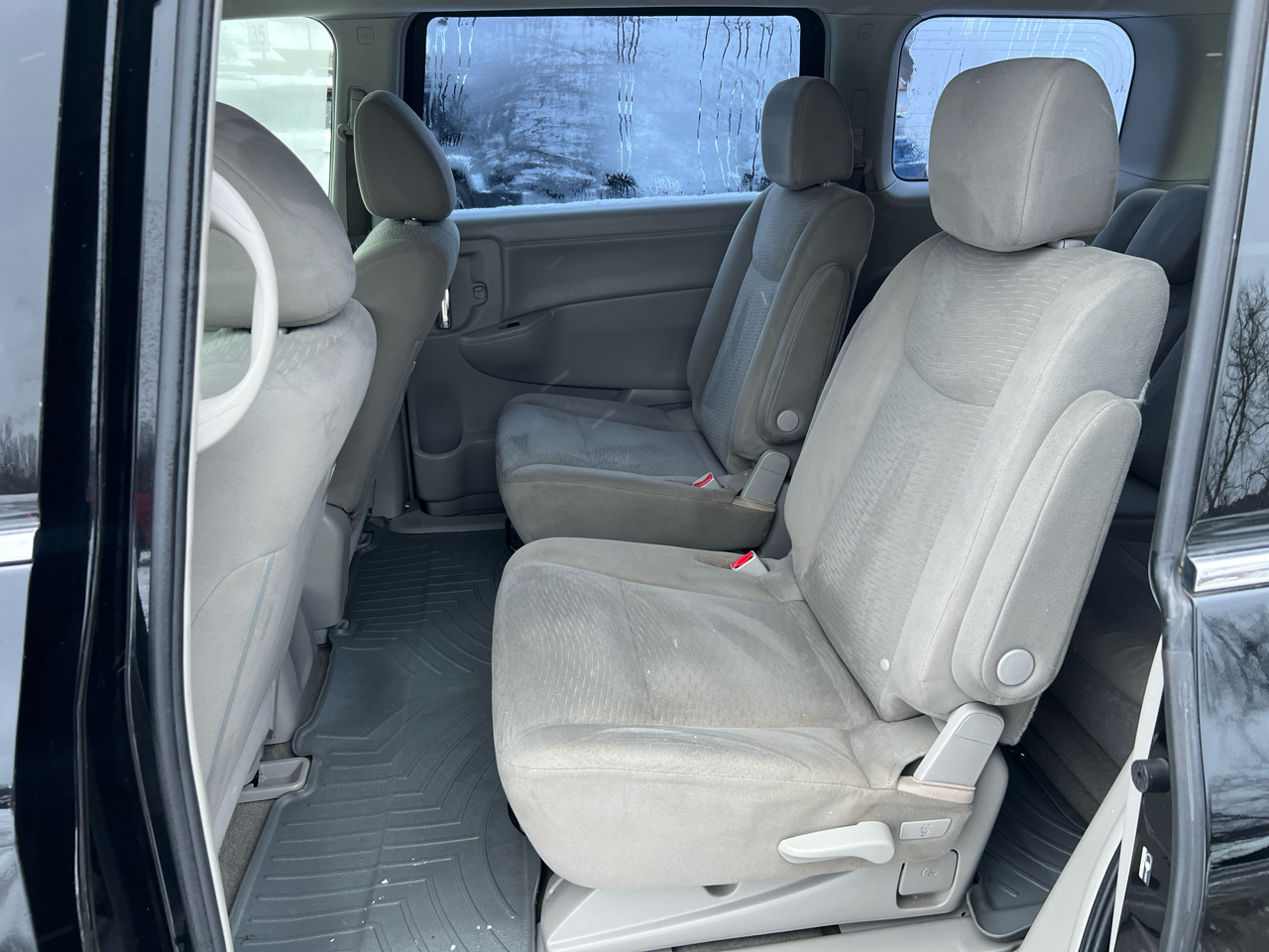 Nissan Quest 4dr S 2015