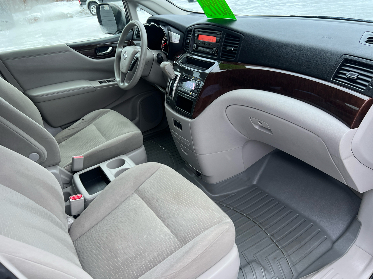 Nissan Quest 4dr S 2015