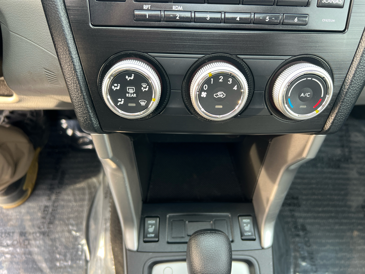 Subaru Forester 4dr Auto 2.5i Premium PZEV 2014