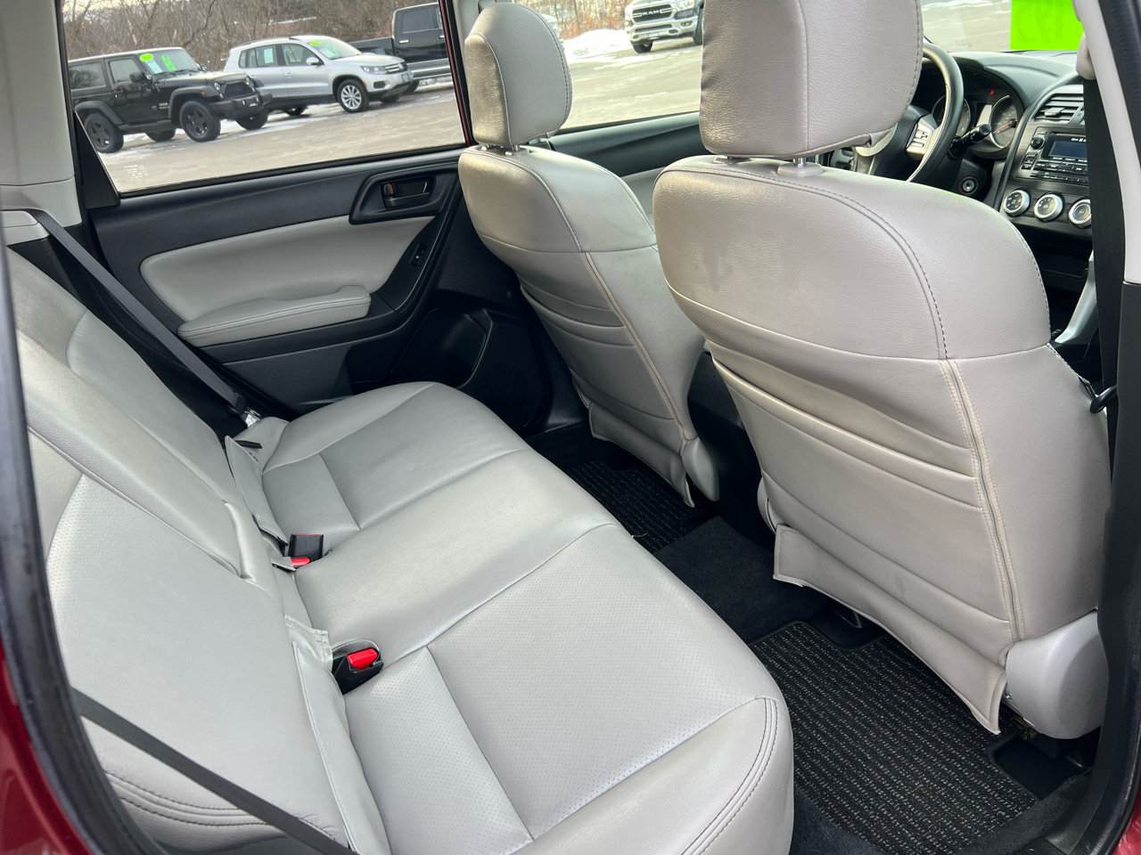 Subaru Forester 4dr Auto 2.5i Premium PZEV 2014