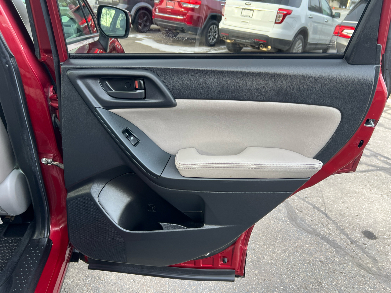 Subaru Forester 4dr Auto 2.5i Premium PZEV 2014