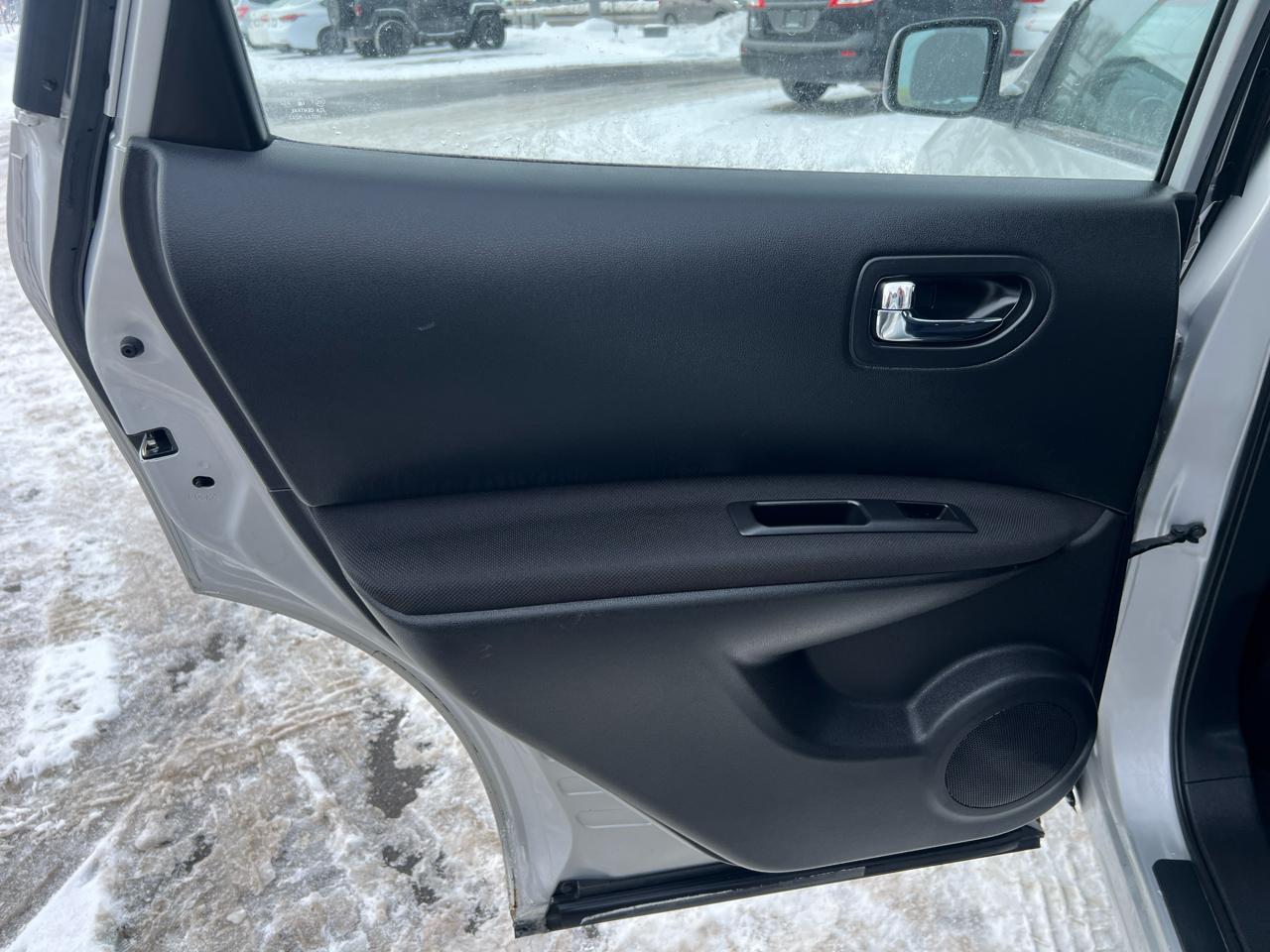 Nissan Rogue Select AWD 4dr S 2015