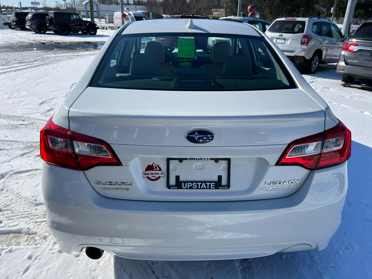 Subaru Legacy 4dr Sdn 2.5i Limited PZEV 2016