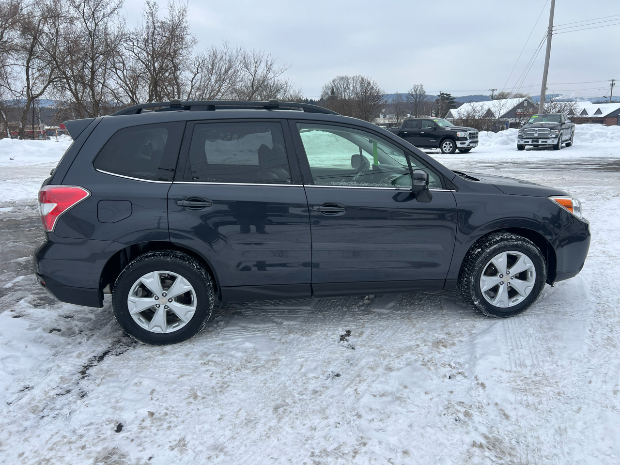 Subaru Forester 4dr Auto 2.5i Touring PZEV 2014