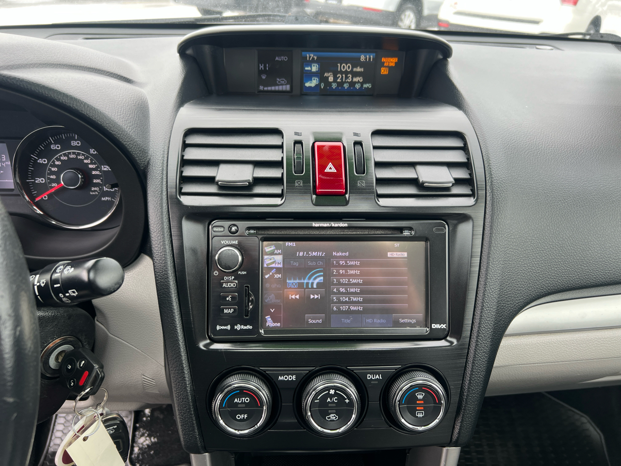 Subaru Forester 4dr Auto 2.5i Touring PZEV 2014