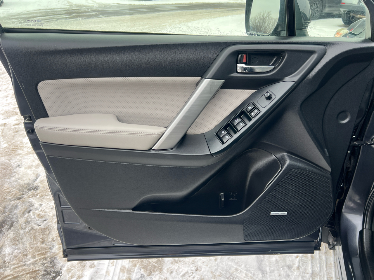 Subaru Forester 4dr Auto 2.5i Touring PZEV 2014